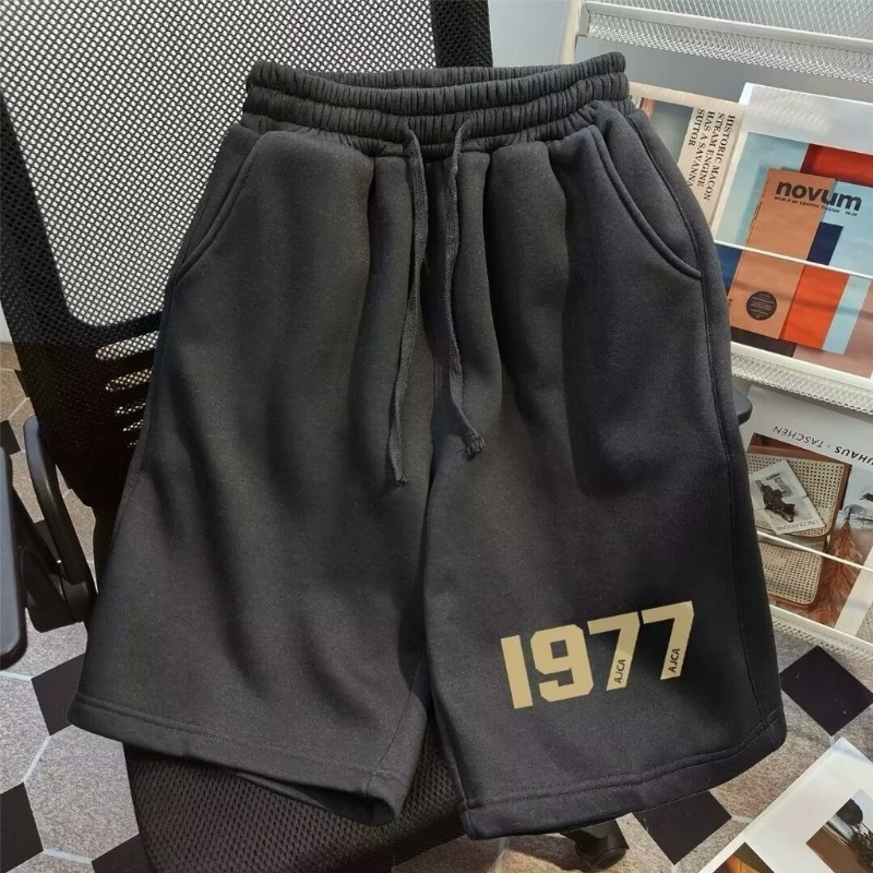[M-8XL] American casual shorts - Fear Of God Essential 리뷰 및 가격
