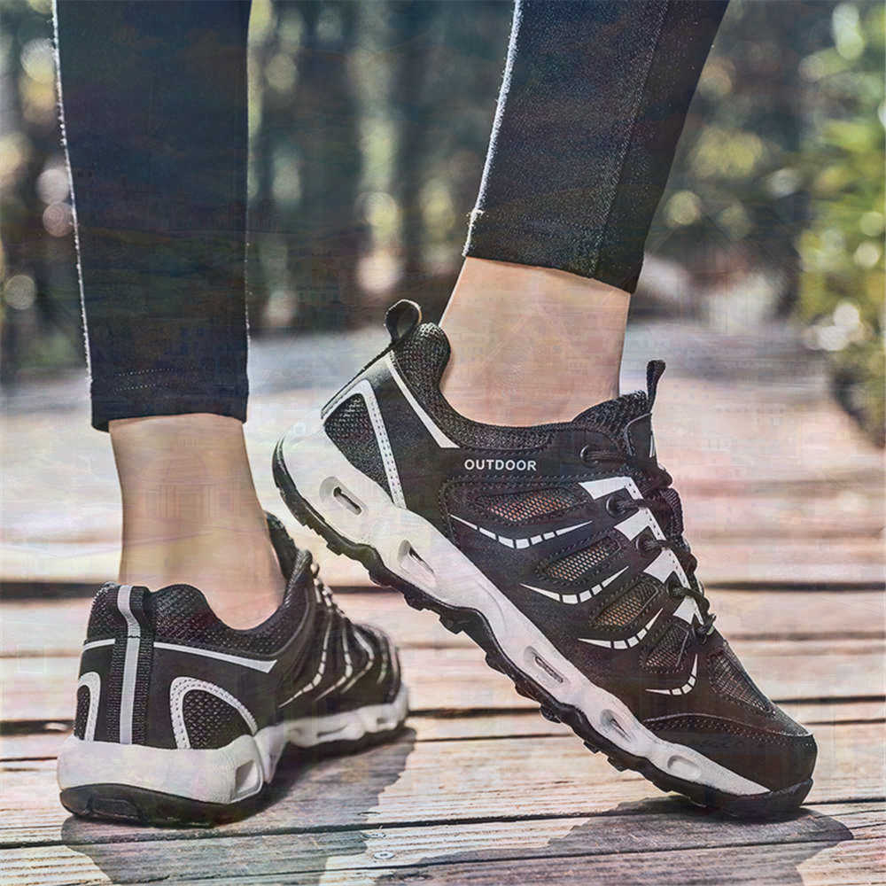 Sumer Round Tip Silver Sneaker - Streetwear Brand Store 리뷰 및 가격